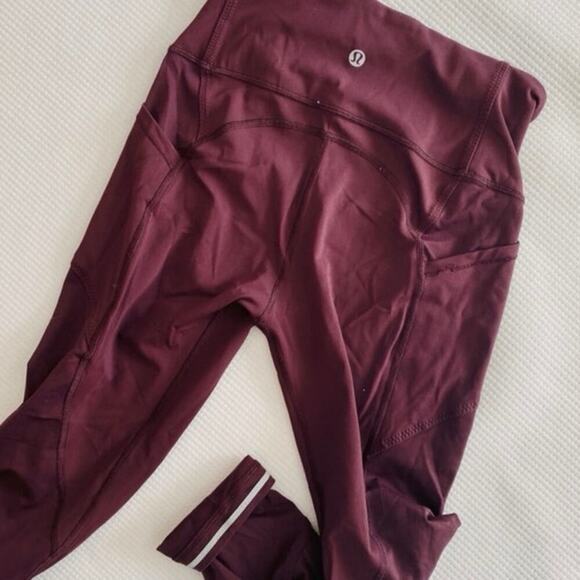 Lululemon Women's All the Right Places High-Rise Crop 23” Burgandy Size 4 - Picture 5 of 6
